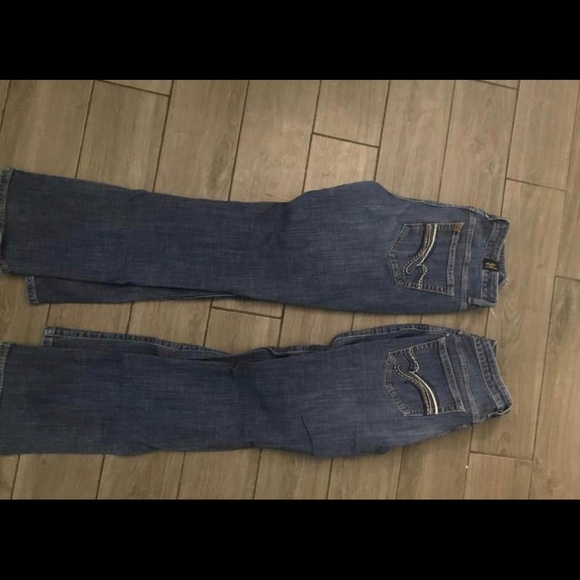 🍁Aura wrangler jeans. Women’s 6 and inseam 30in - Picture 2 of 4